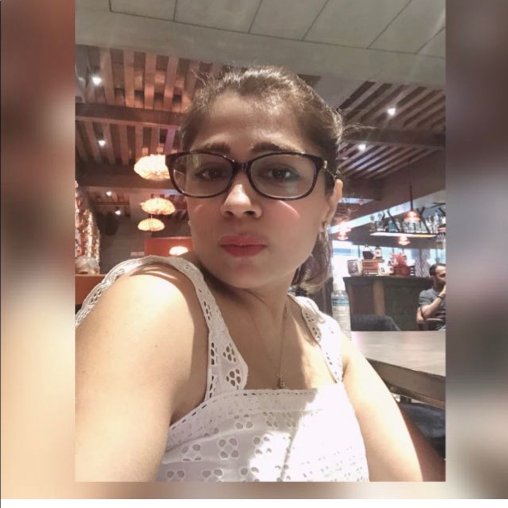 Meet your Posher, Sanjana